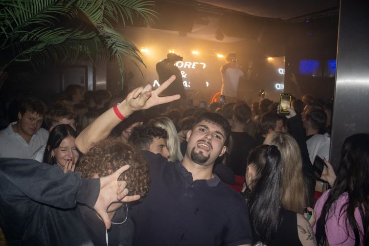 571452188_122145604238904919_9060198459746139295_n