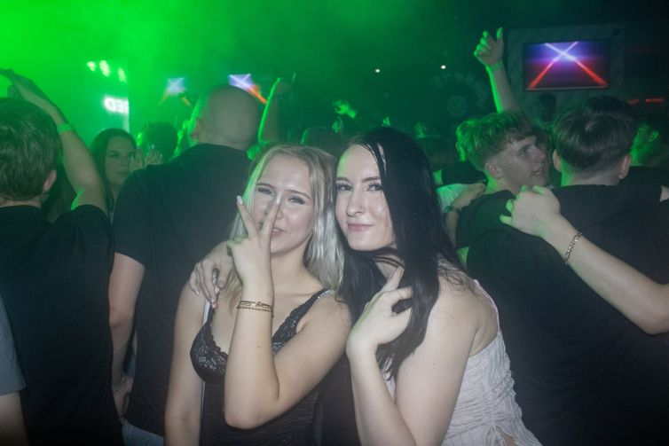 572259423_122145605132904919_7043846772999423756_n